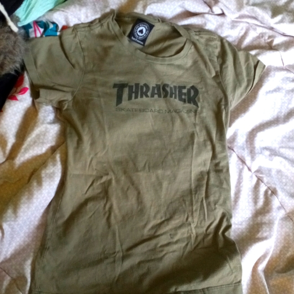 Thrasher t shirt